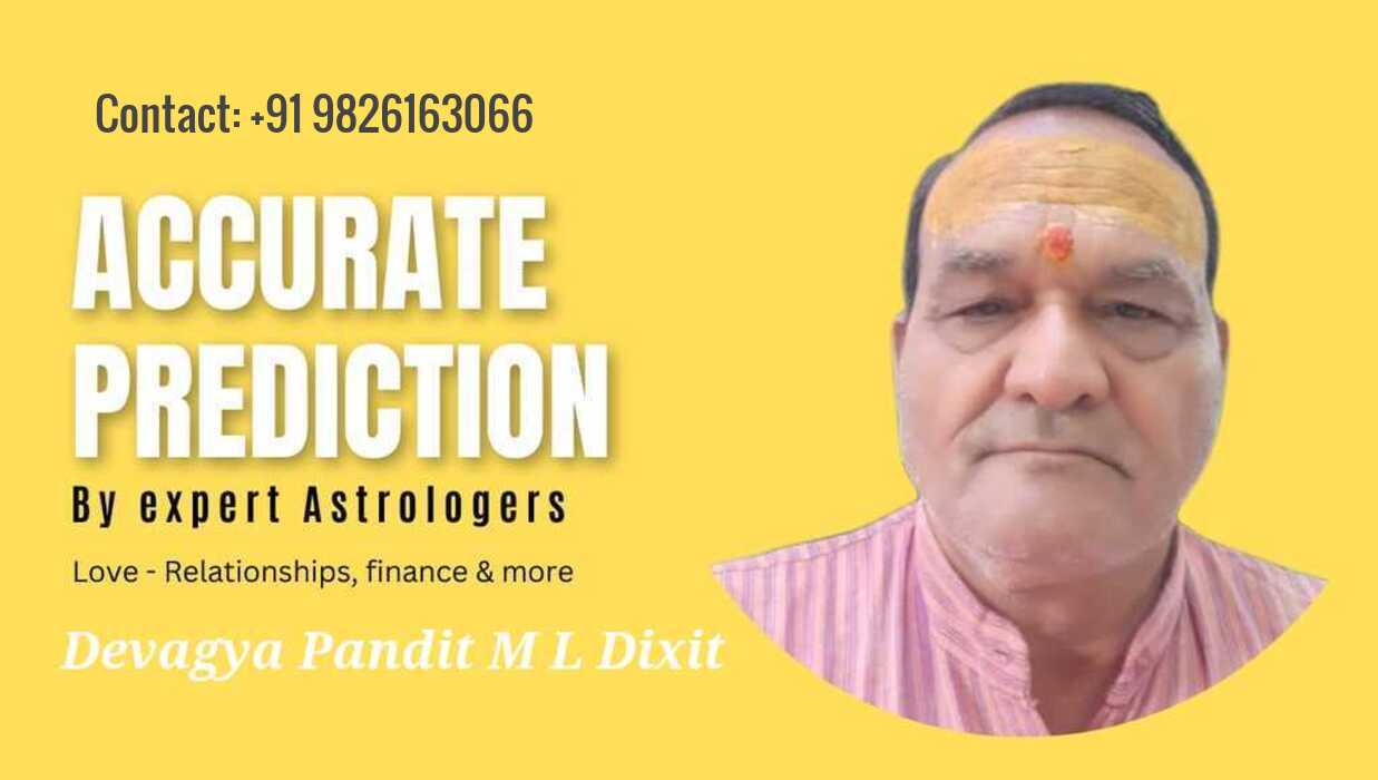 Best Vedic Astrologer Devagya M L Dixit providing chart guidance